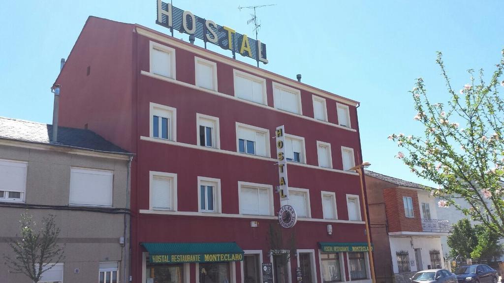 Hostal Monteclaro Ponferrada Exterior photo